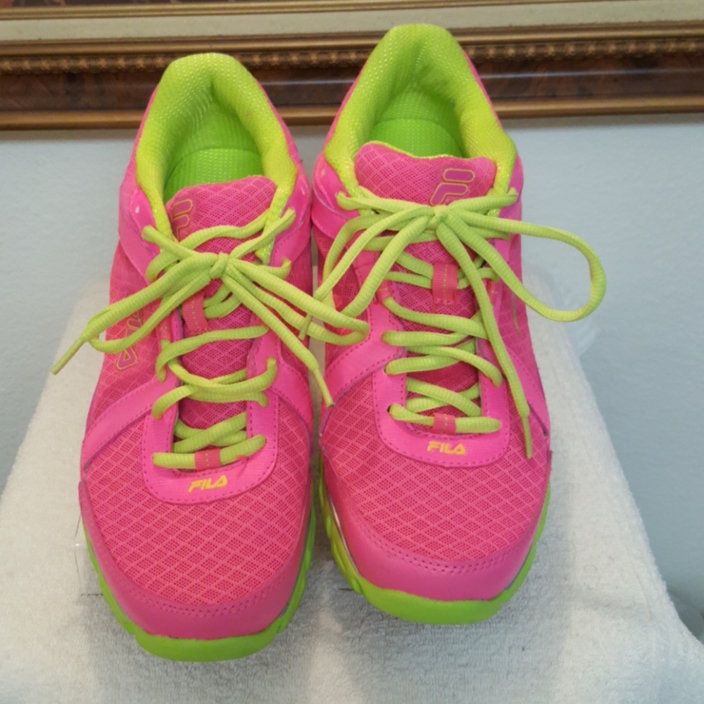 Fila DSL Foam Women's Sneakers